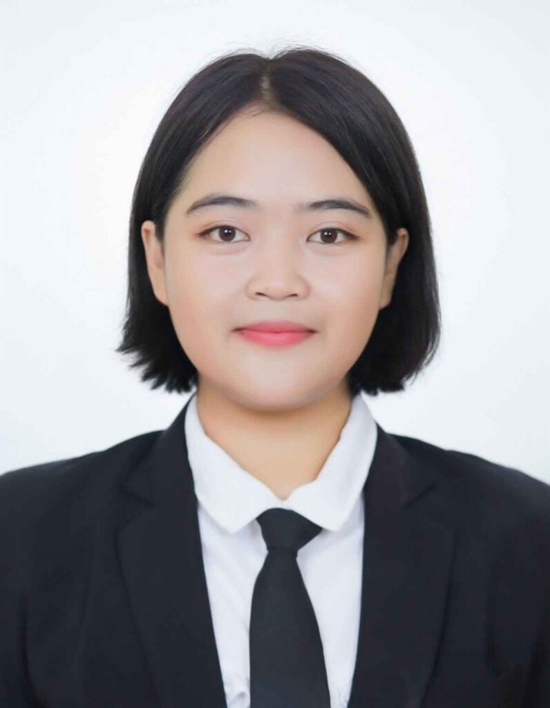 Novia Catur .I - Korean Instructor